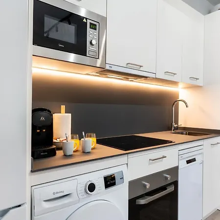 Cv Brand New 2br Triana By Covadon Street Sevilla