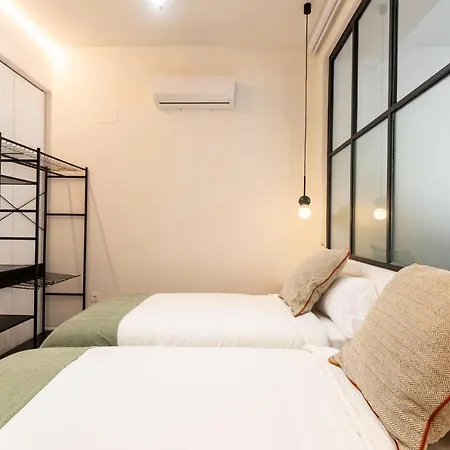 Cv Brand New 2br Triana By Covadon Street Appartement