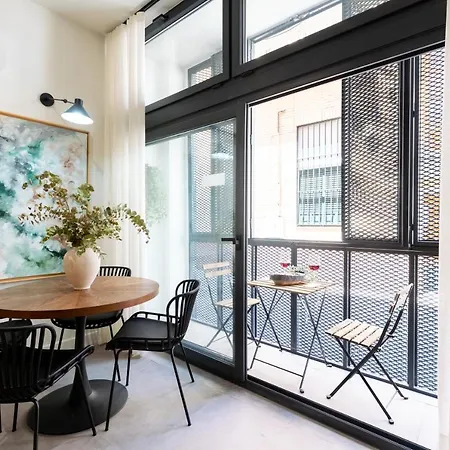 Cv Brand New 2br Triana By Covadon Street *