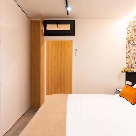 Cv Brand New 2br Triana By Covadon Street